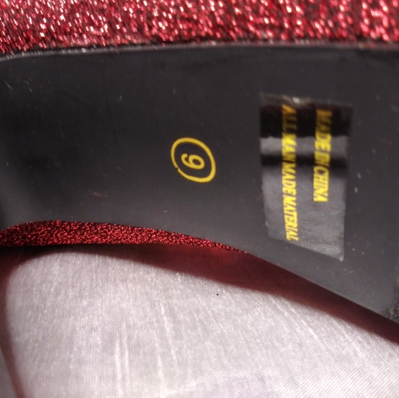 Shoes - Picture 9 of 15